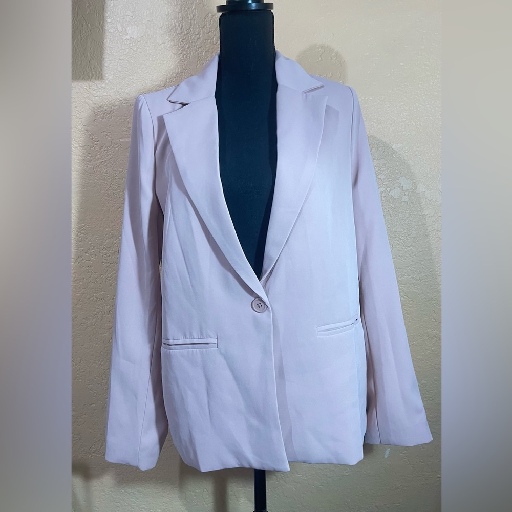 Light Pink Fitted Blazer Woman’s Size Small Oversized fit